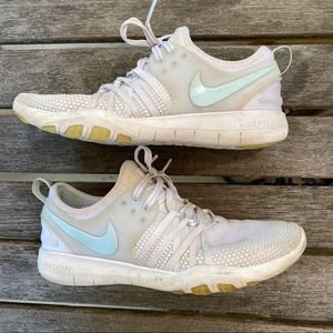 Nike Free Reflective Training Athletic Shoe Size 7